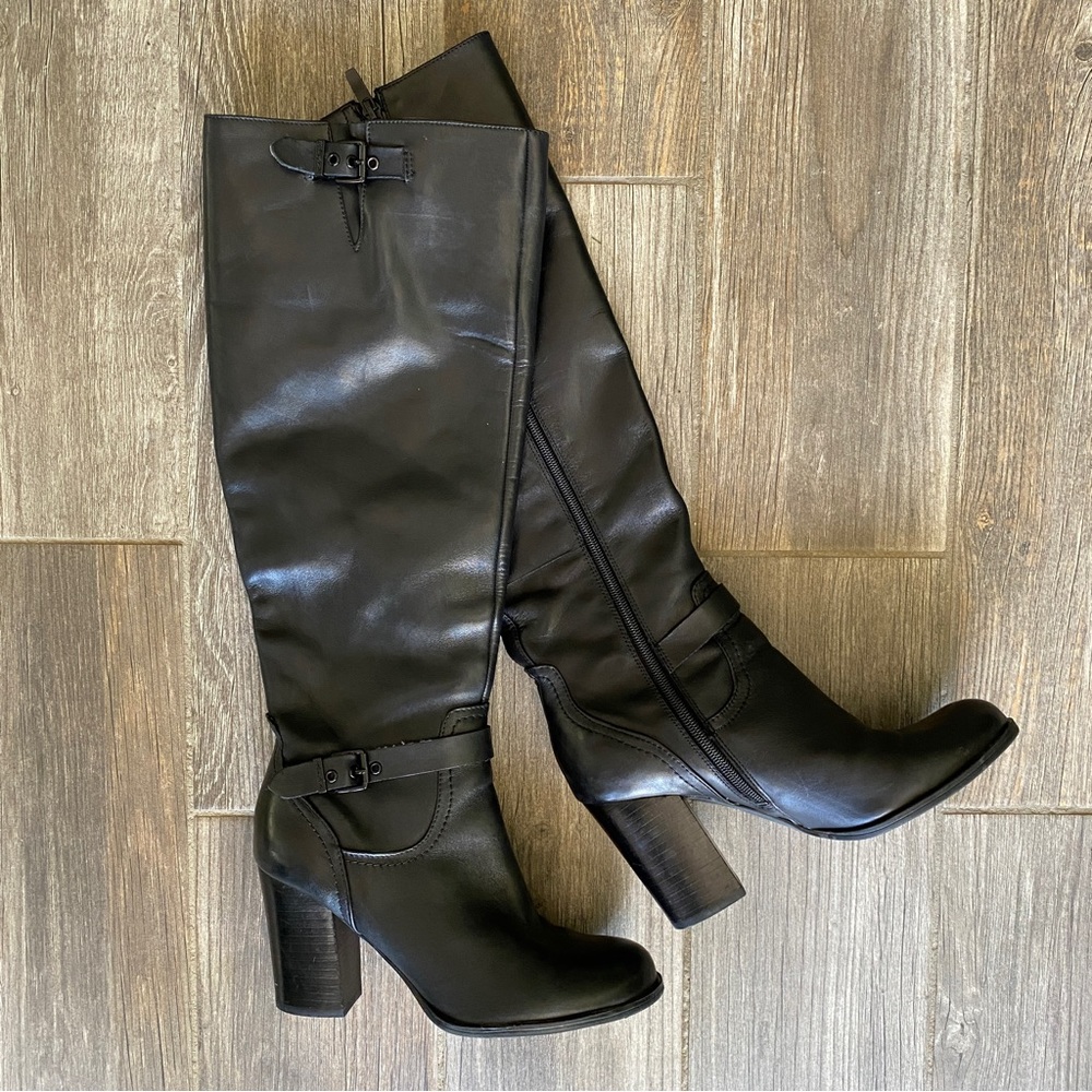 Marc Fisher Black Leather Knee High Chunky Heel Round Toe Boots Size 8